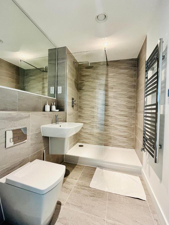 Fully Equipped One Bedroom Apartment Near Old Trafford Stadium! Manchester Kültér fotó